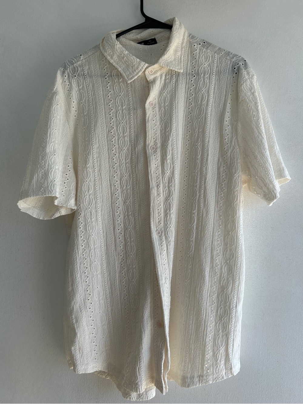 Men’s Crème White Cable-knit Pattern Shirt. - Size Large